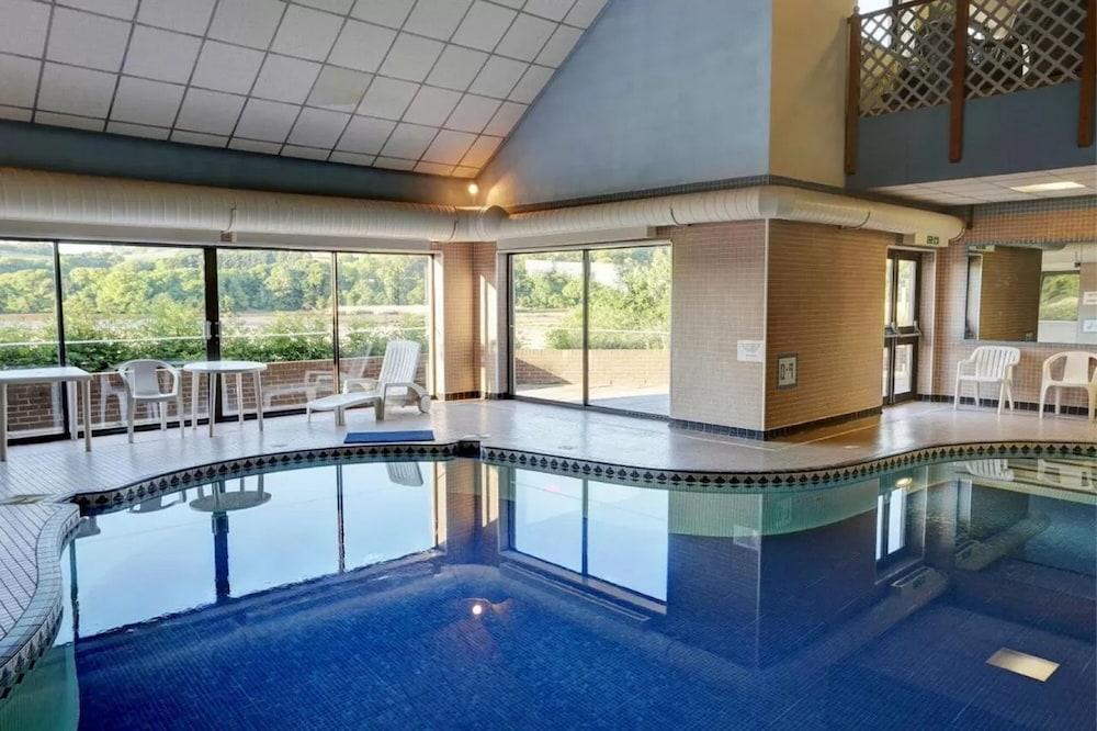 Passage House Hotel - Indoor Pool