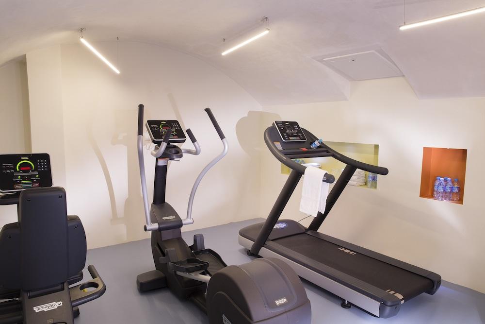 Hotel Mademoiselle - Fitness Facility