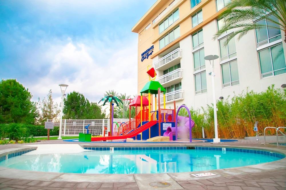 Renaissance ClubSport Aliso Viejo Laguna Beach Hotel - Outdoor Pool