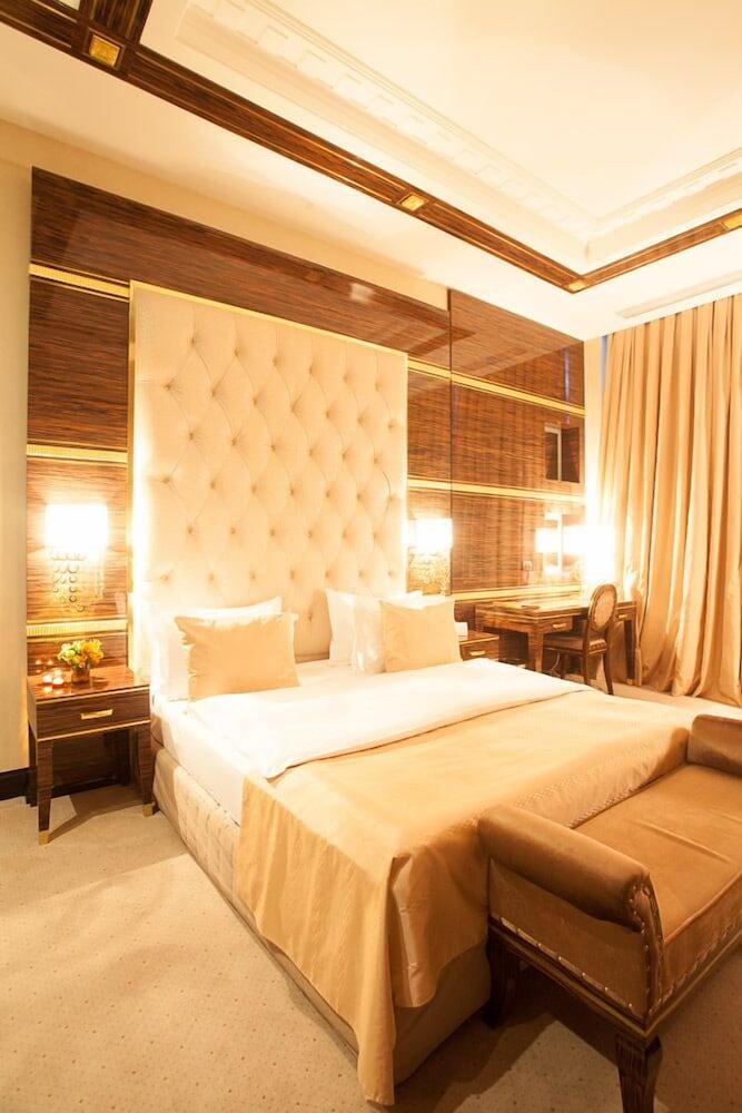 Sapphire Hotel Baku - Room