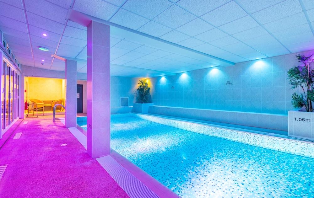 Fermain Valley Hotel - Indoor Pool