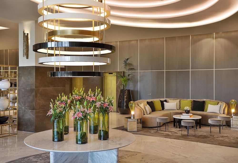 Hilton Tanger City Center Hotel & Residences - Lobby Sitting Area