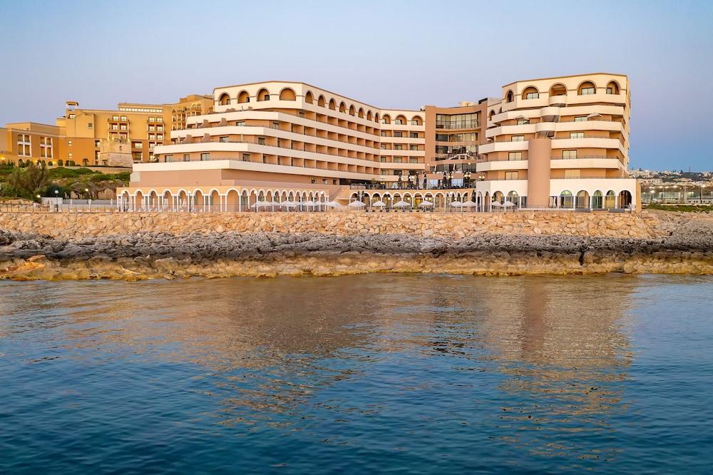 Radisson Blu Resort, Malta St. Julian's - Property Grounds