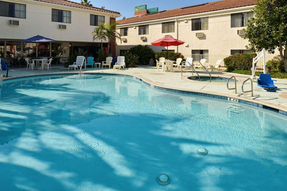 Quality Inn & Suites Walnut - City of Industry - Pool