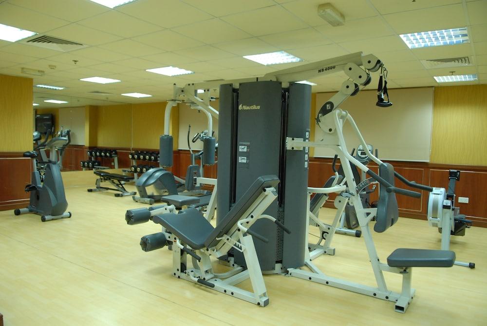 Al Manar Hotel Apartments - Fitness Facility