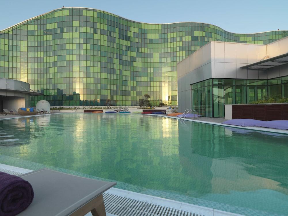 Millennium Al Rawdah Hotel - Pool
