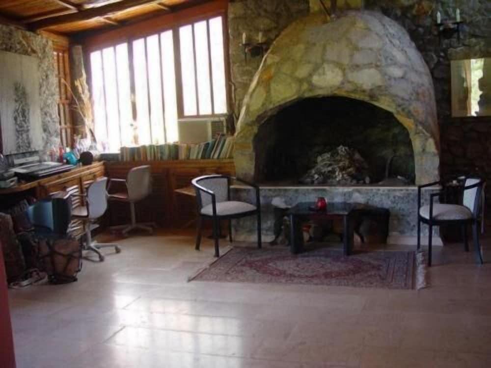 Villa Gokbel Guest House - Interior