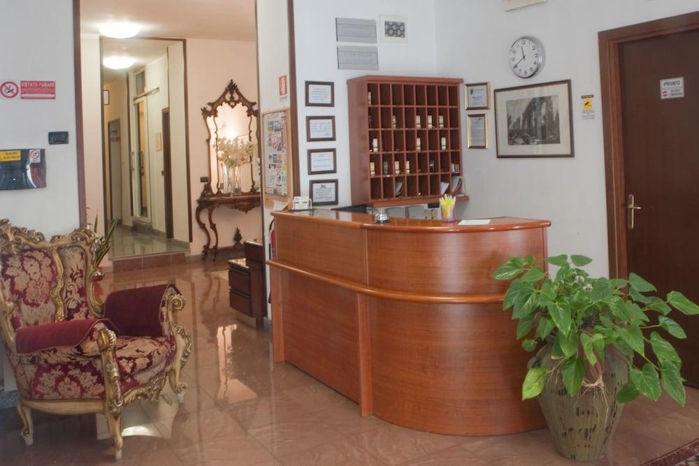 Hotel Antico Acquedotto - Reception