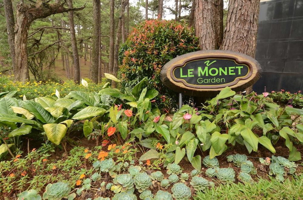 Le Monet Hotel - Featured Image