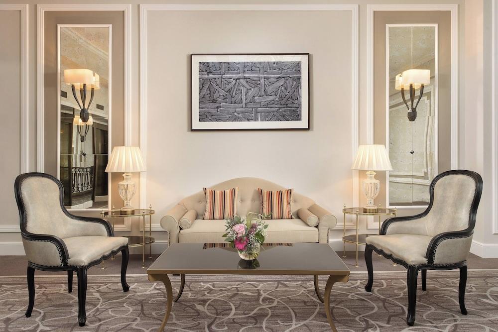 Hotel Maria Cristina, a Luxury Collection Hotel - Lobby