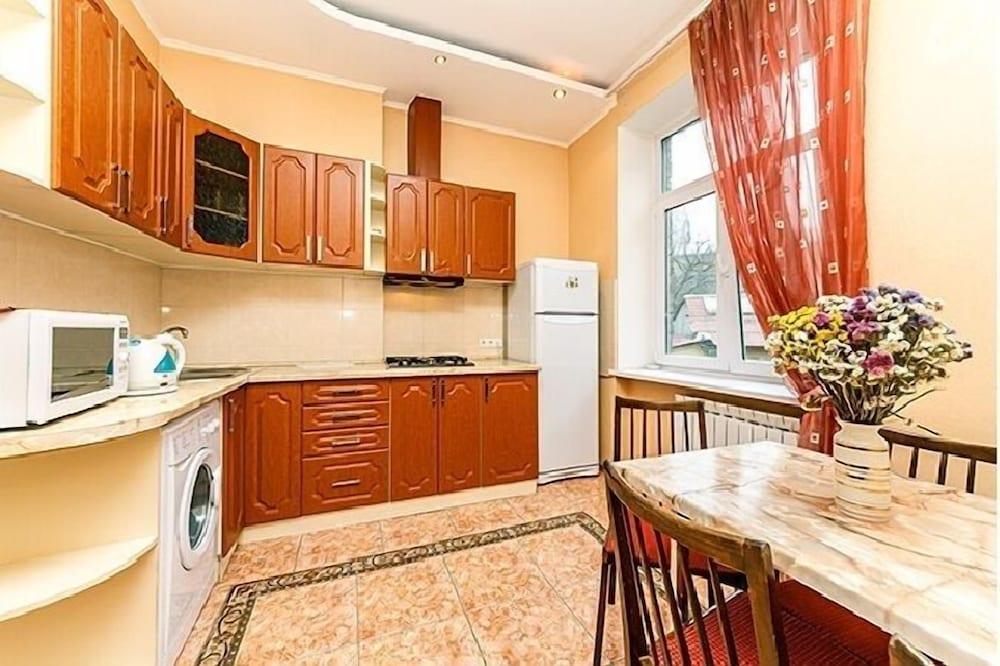 KyivHome Borisa Grinchenko 4 on Independence Square - Private kitchen