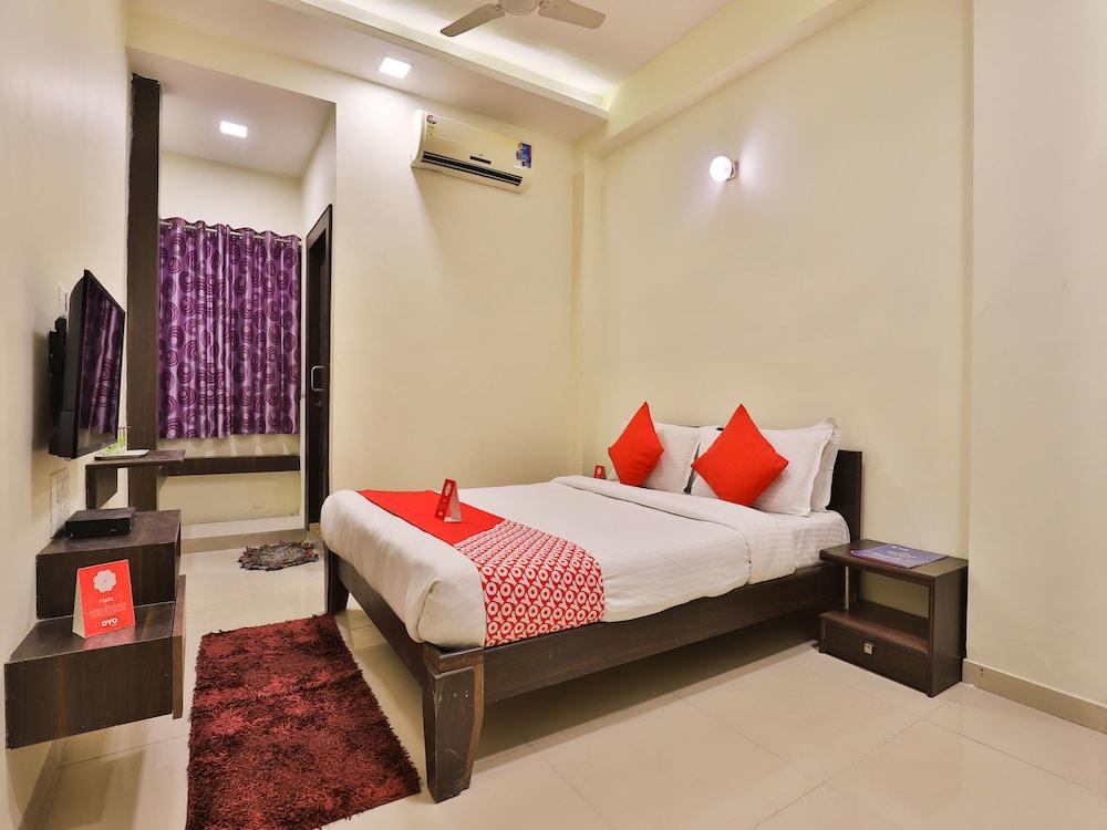 OYO 6684 Hotel Park Sangam - Featured Image