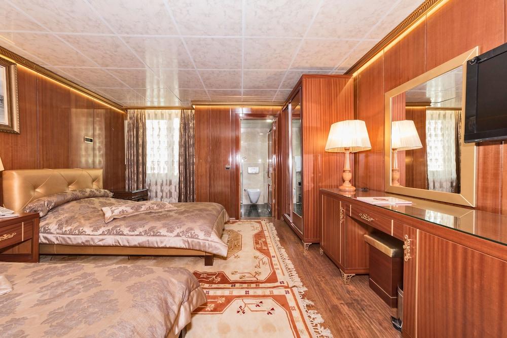 Cevheri's Hotel - Room