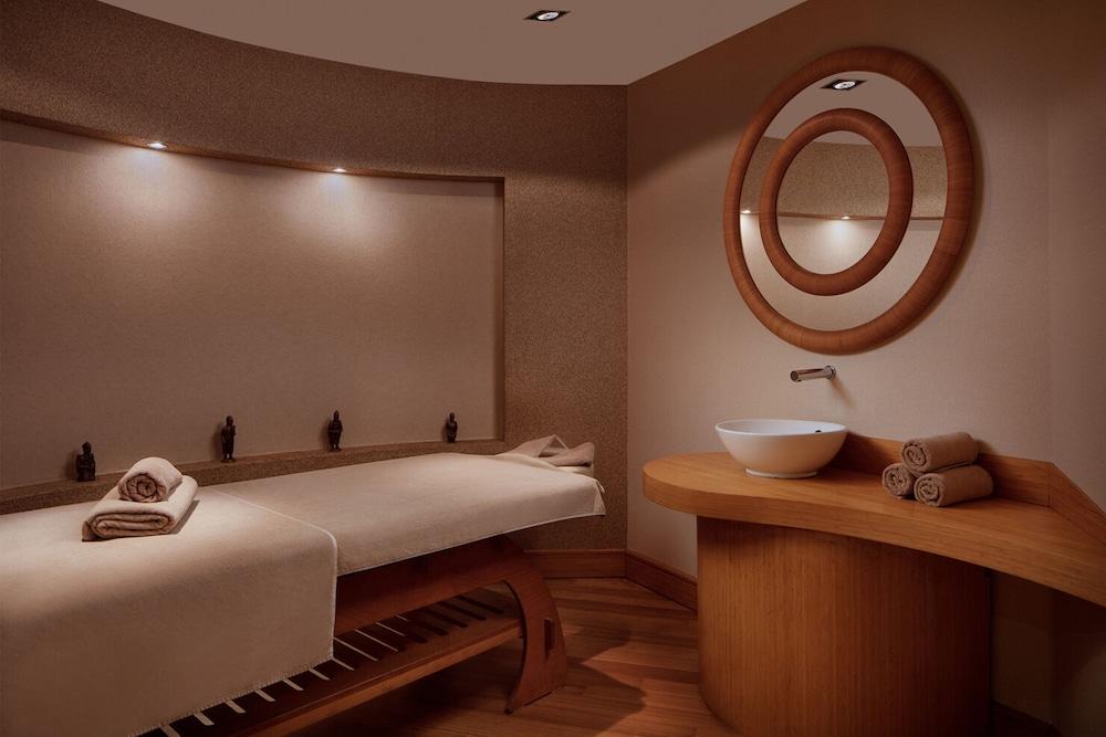 Delta Hotels by Marriott Istanbul West - Spa