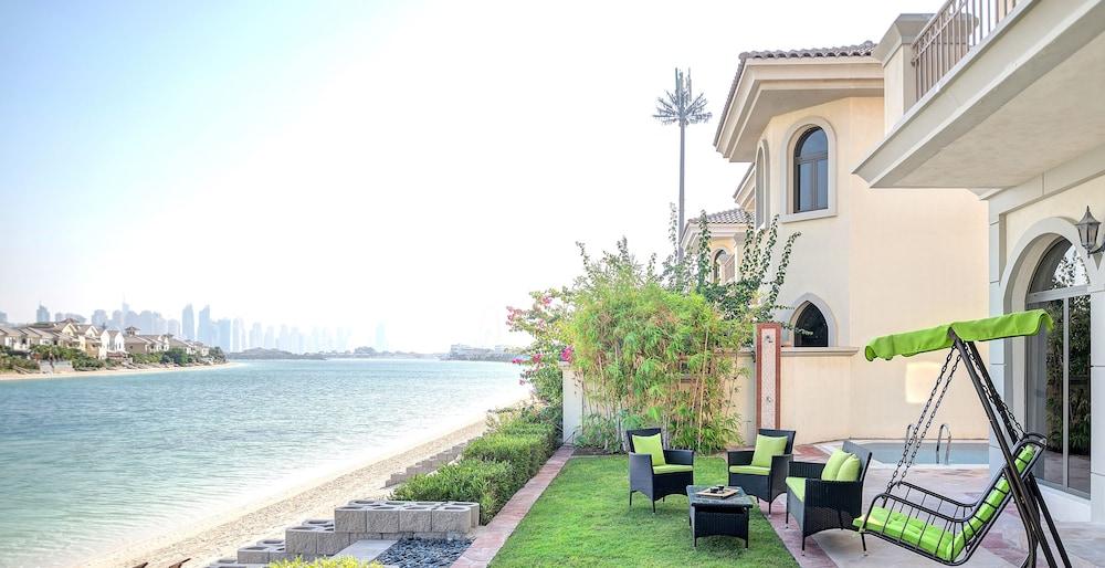 Dream Inn Dubai-Luxury Palm Beach Villa - Beach