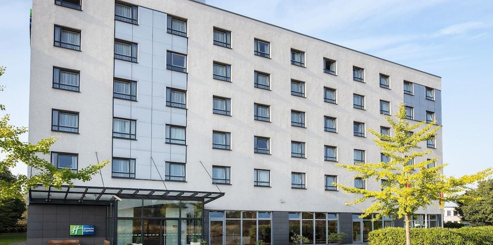 Holiday Inn Express Düsseldorf City North, an IHG Hotel - Exterior
