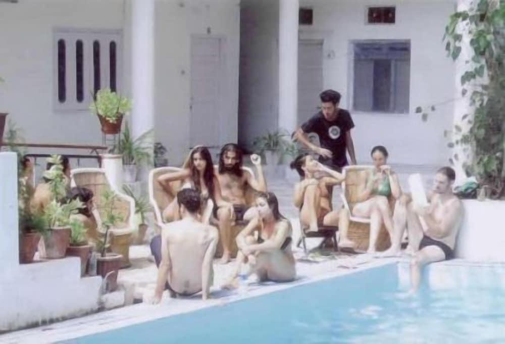 Hotel Oasis - Outdoor Pool