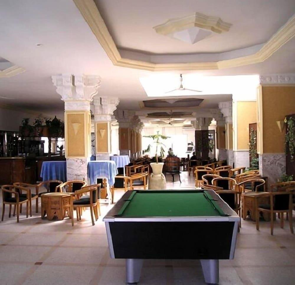 Hôtel Solymar Beach - Billiards