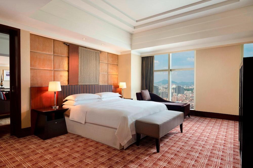 Sheraton Dongguan Hotel-free shuttle to exhibition hall for in-house guests during Canton Fair - Room