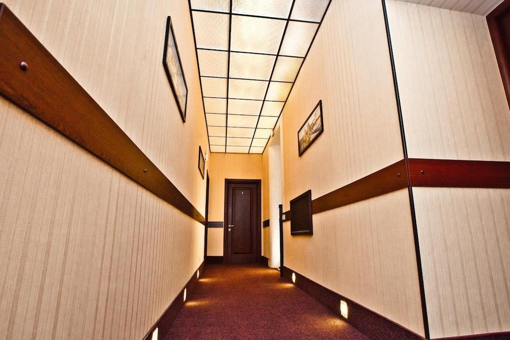 Hotel Classic - Interior