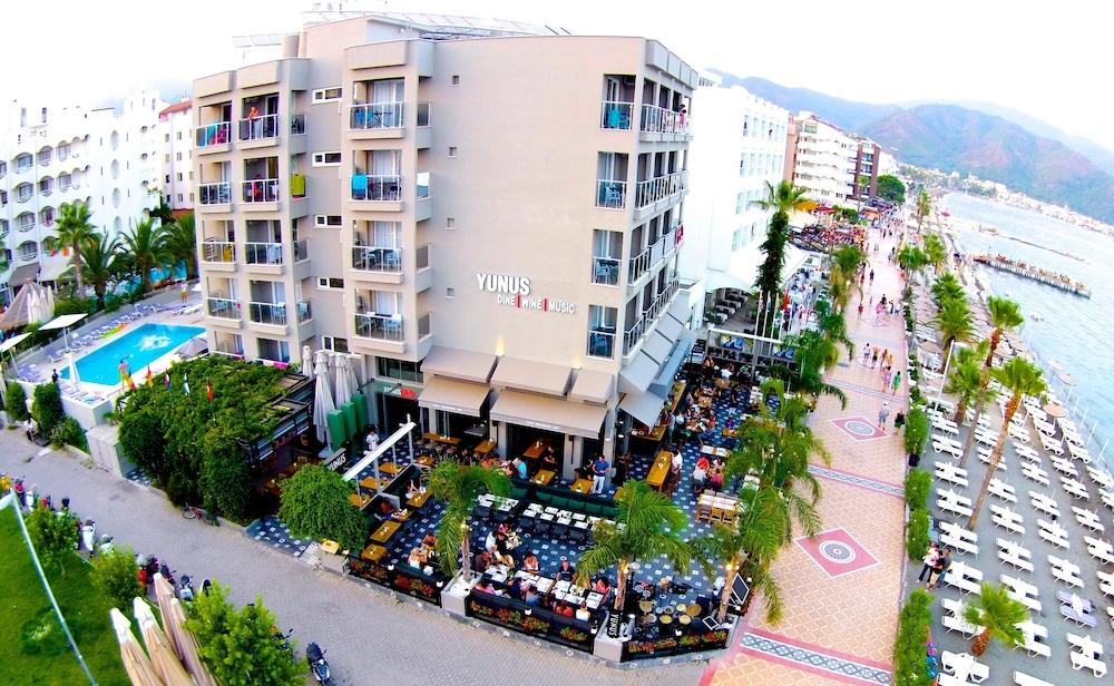 Yunus Hotel - Aerial View