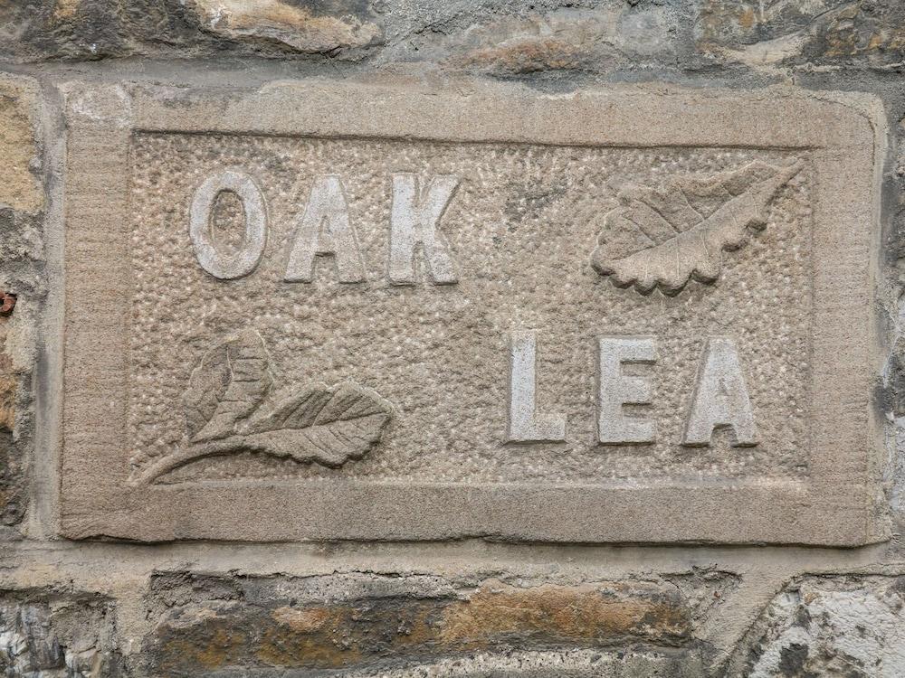 Oak Lea - Interior