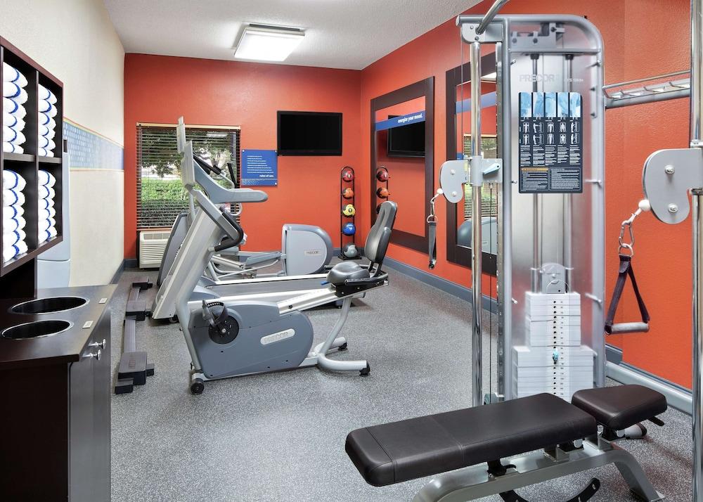 Hampton Inn Dallas-Irving-Las Colinas - Fitness Facility