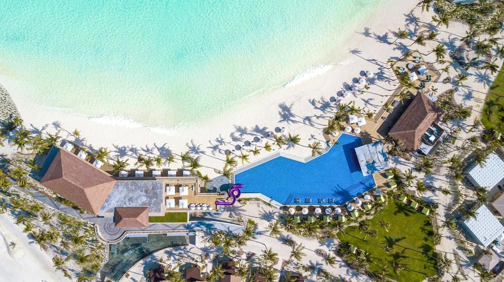 Hard Rock Hotel Maldives - Outdoor Pool