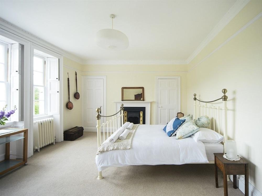 Percy Place - Room