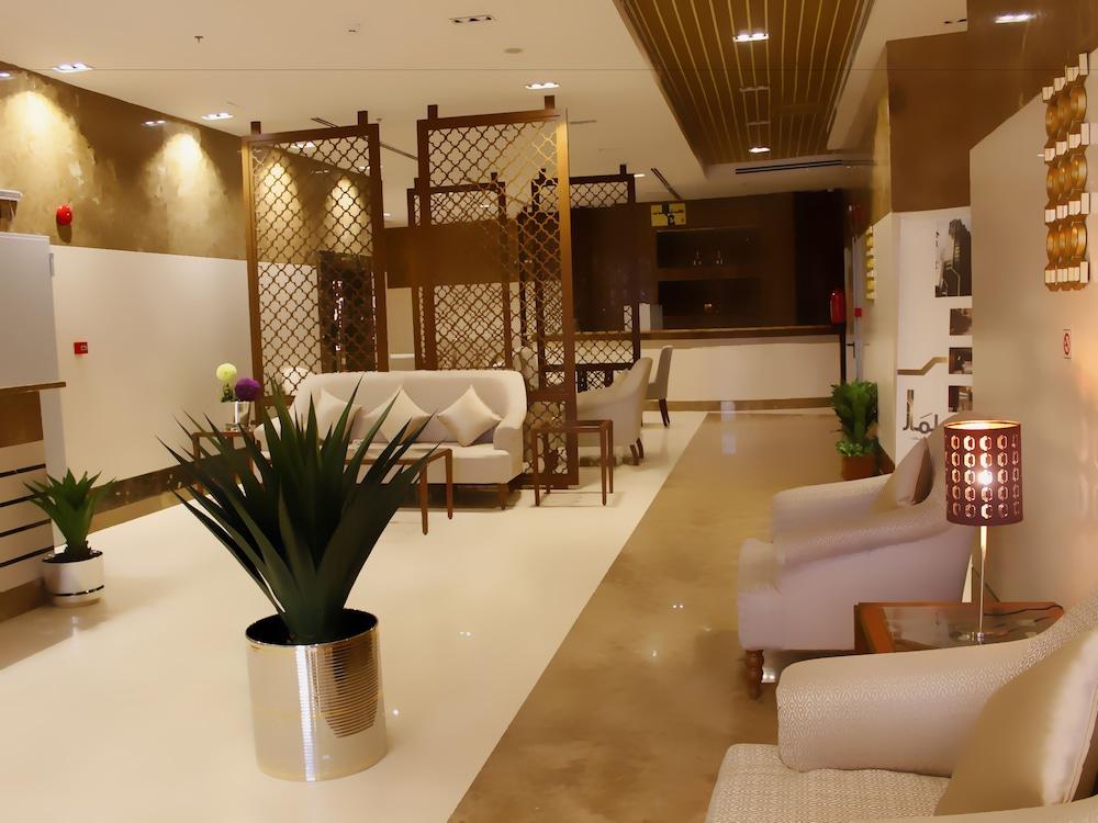 Lamar Ajyad Hotel - Lobby Sitting Area