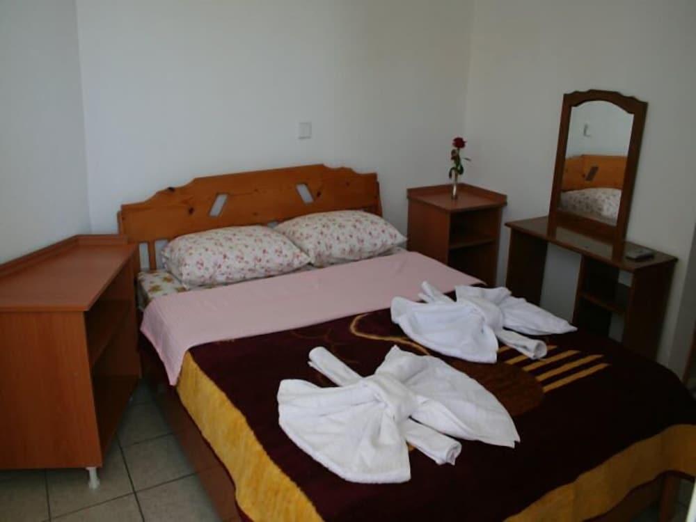 Aisha Apart Hotel - Room