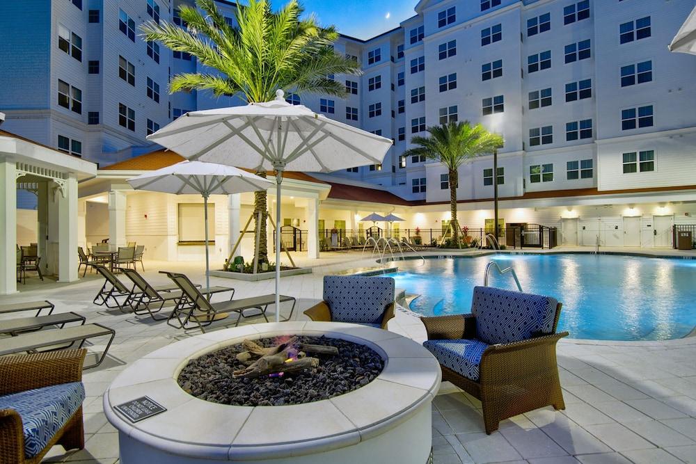 Residence Inn by Marriott Orlando Flamingo Crossing/Western Entrance - Featured Image