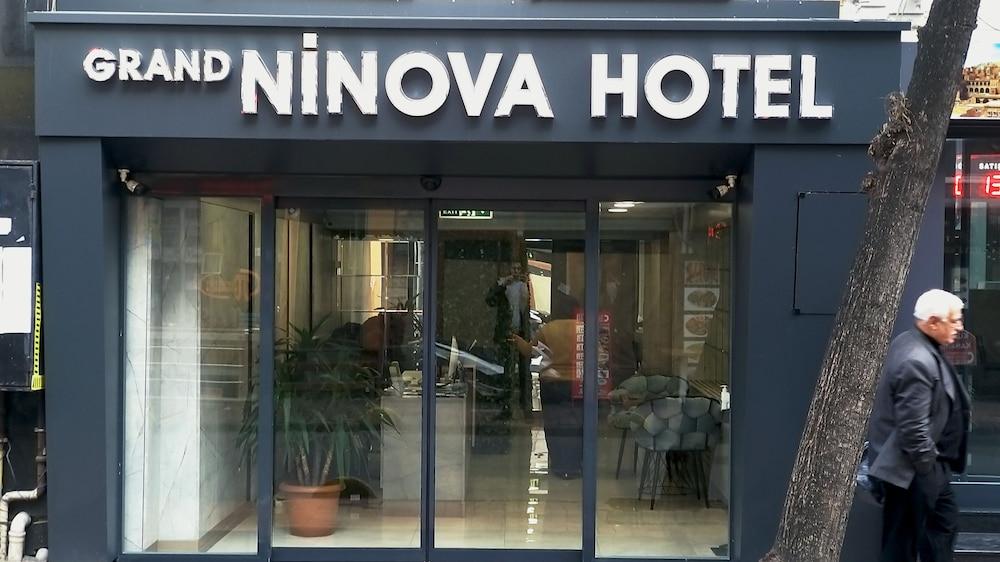 Grand Ninova Hotel - Lobby Lounge