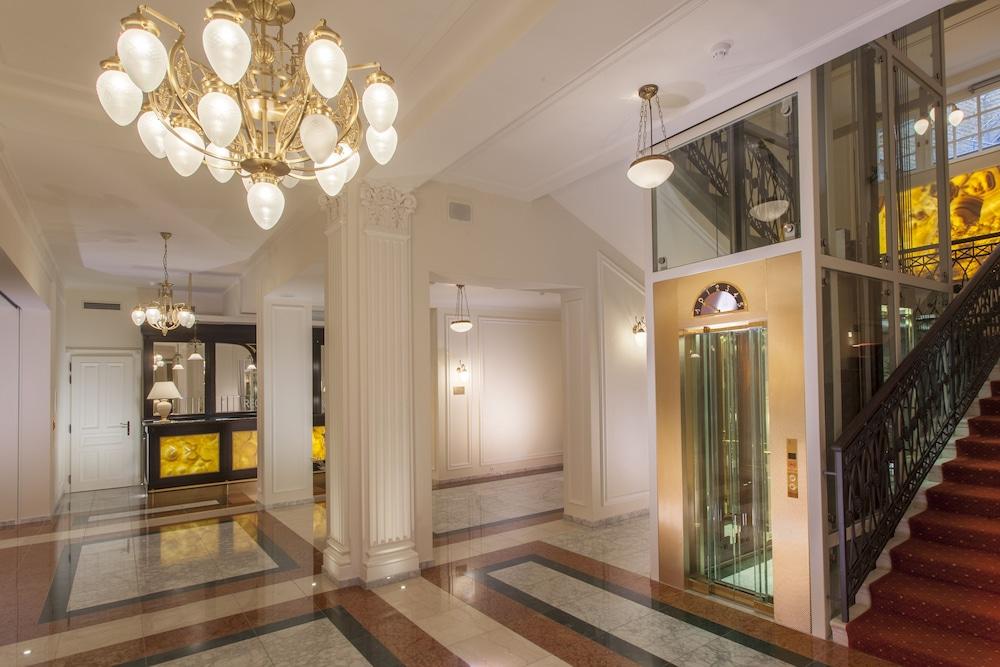 Luxury Spa Hotel OLYMPIC PALACE - Lobby
