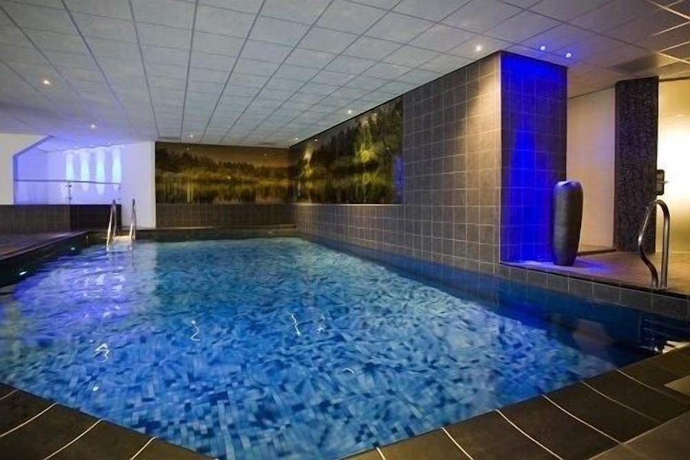 بوسهوتل فيودروب - Indoor Pool