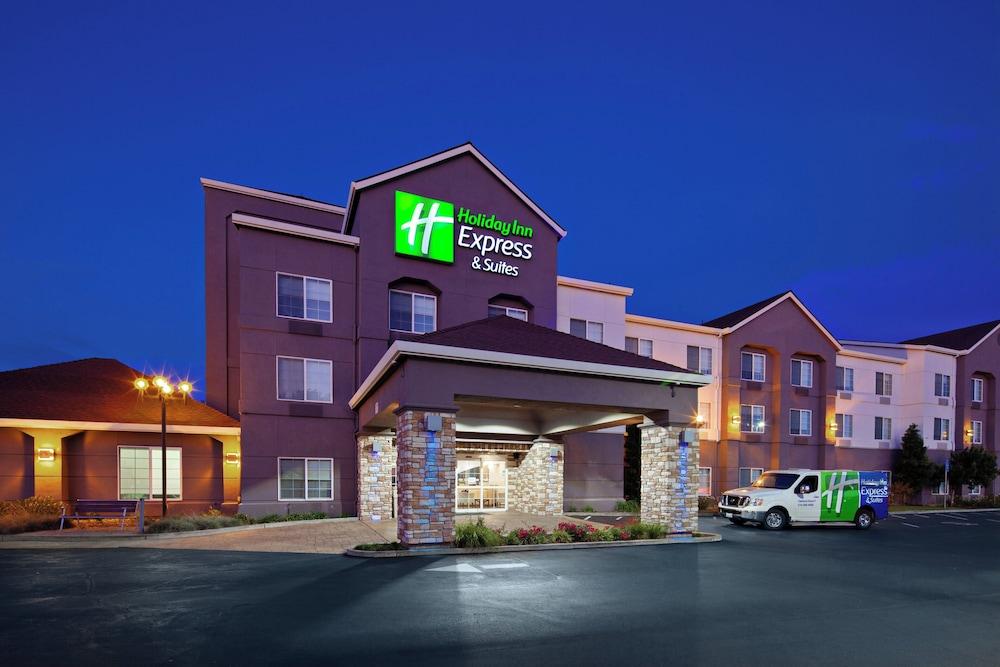 Holiday Inn Express Hotel & Suites Oakland-Airport, an IHG Hotel - Exterior