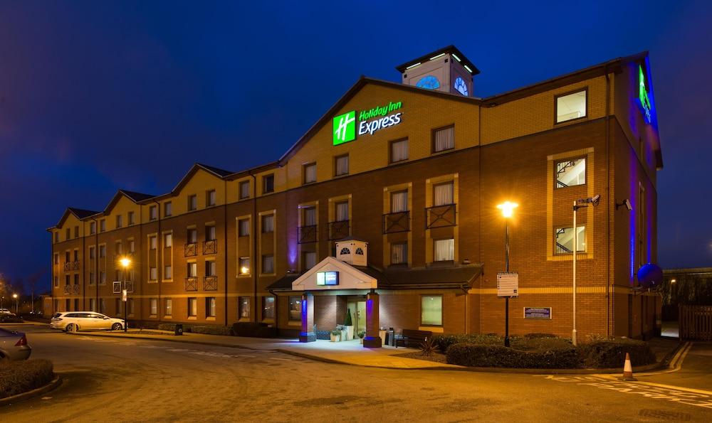 Holiday Inn Express Stoke On Trent, an IHG Hotel - Exterior