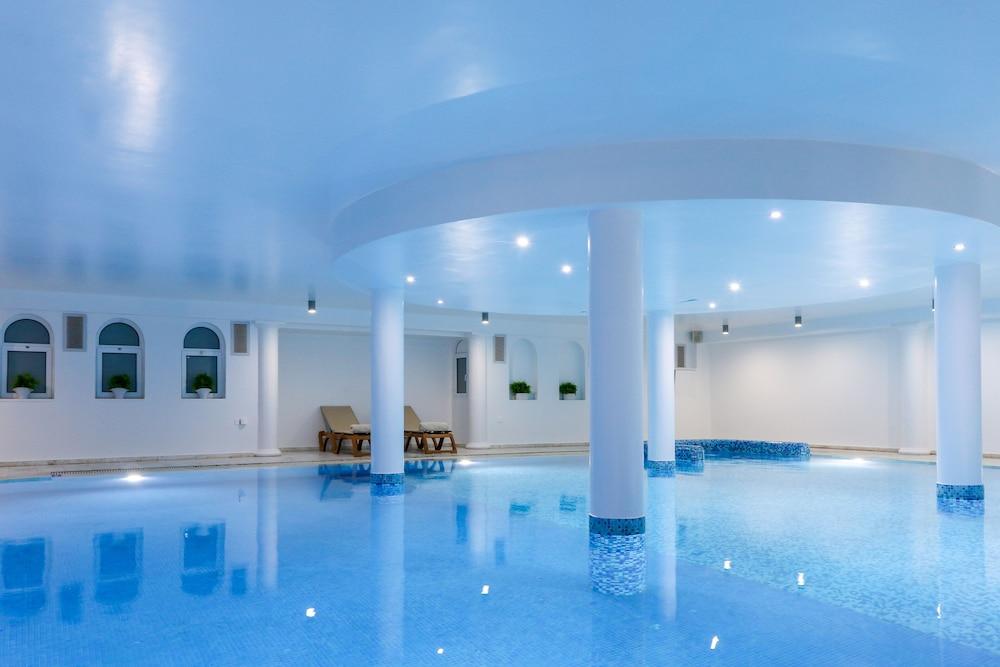 Golden Bay Beach Hotel - Indoor Pool