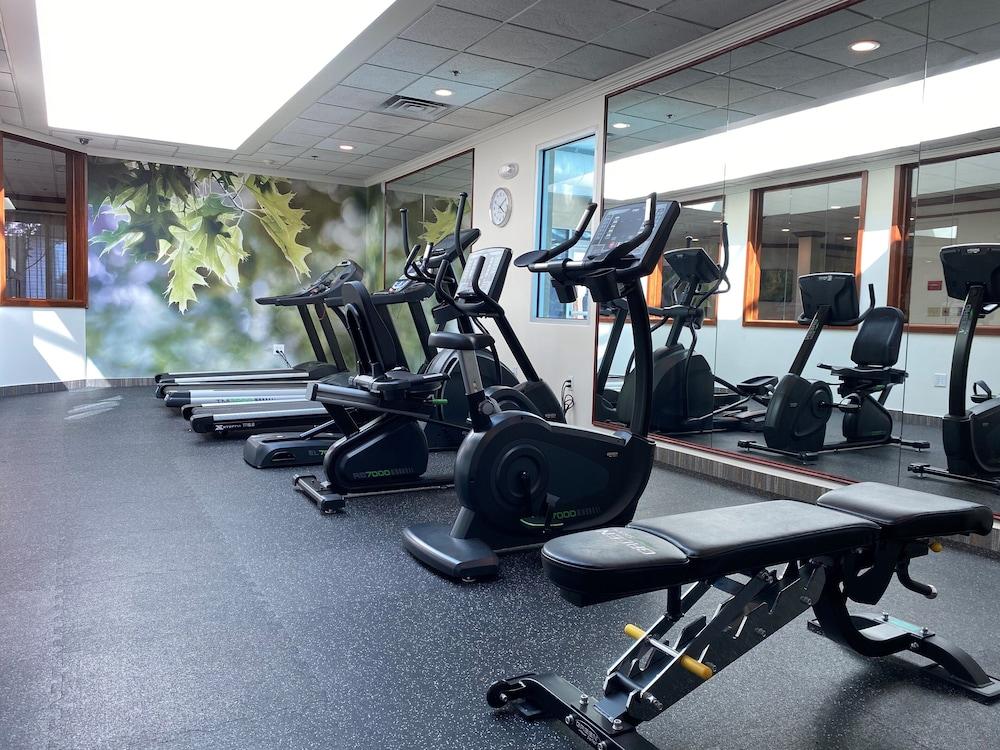 Medallion Inn & Suites - Fitness Facility
