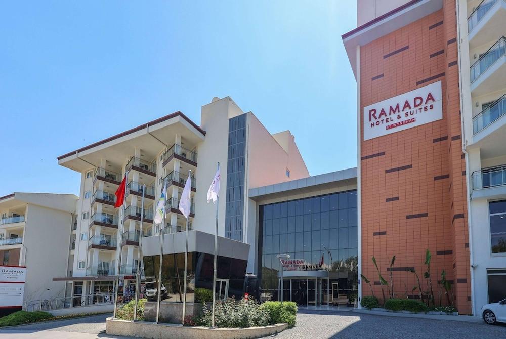 Ramada Hotel & Suites by Wyndham Kusadasi - Exterior
