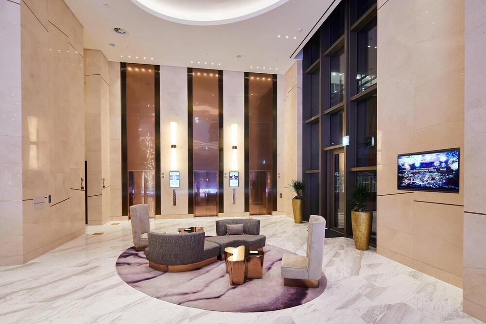 Marriott Jeju Shinhwa World Hotels & Resorts - Lobby