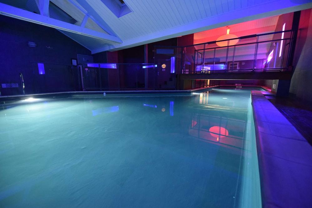 Hotel Kyriad Dijon - Gare - Indoor Pool