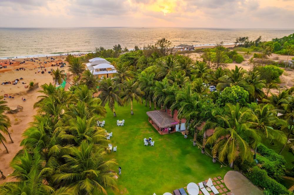 O Hotel Goa, Candolim Beach - Featured Image