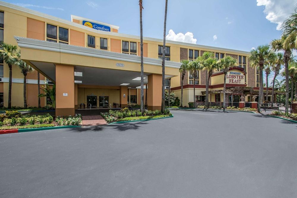Comfort Inn & Suites Kissimmee by the Parks - Exterior