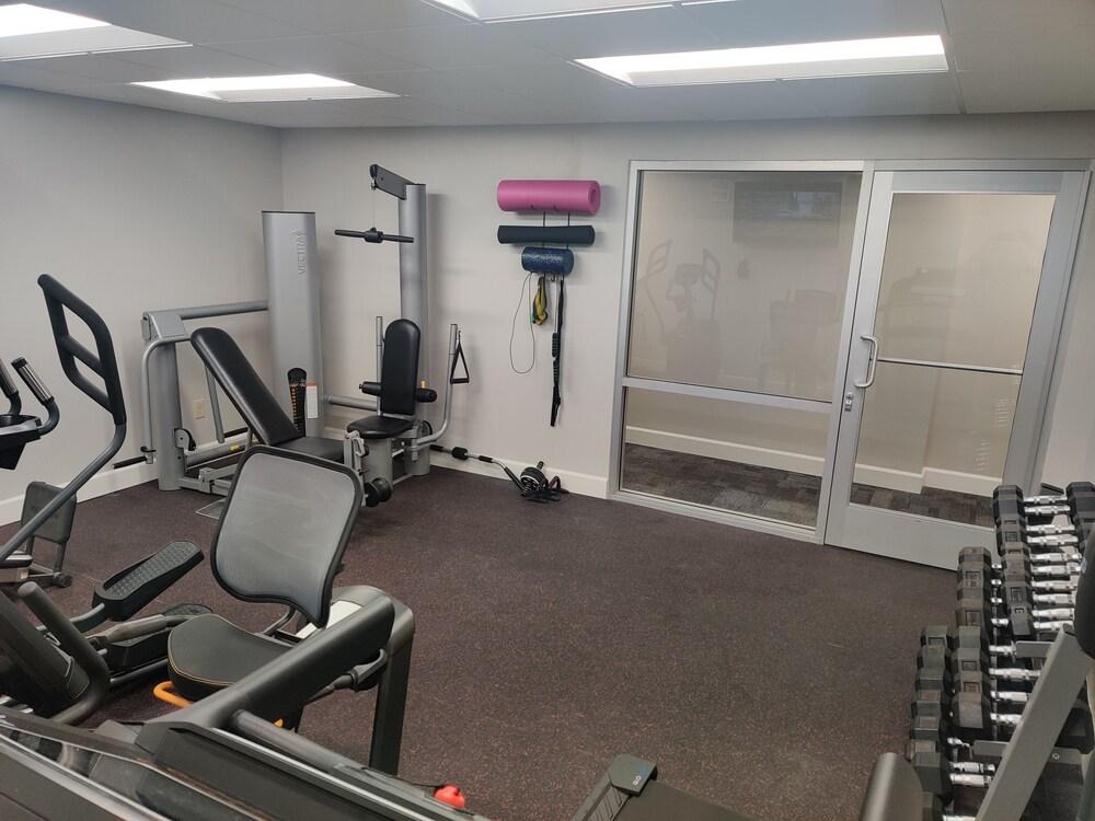 La Residence Suite Hotel - Fitness Facility