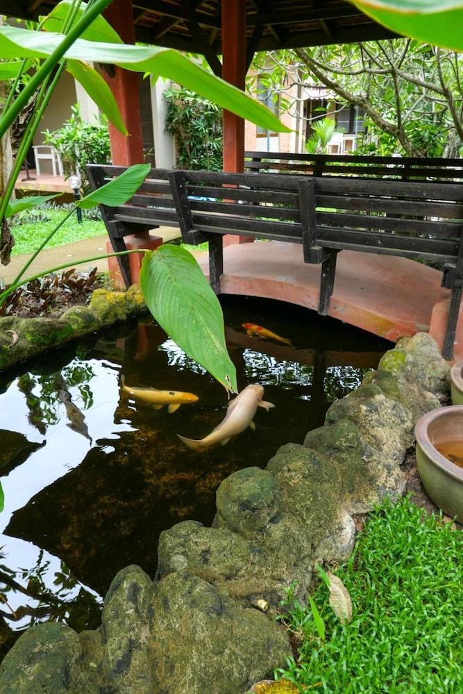 Floraville Phuket Resort - Property Grounds