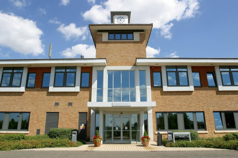 Kents Hill Park Training and Conference Centre - Exterior