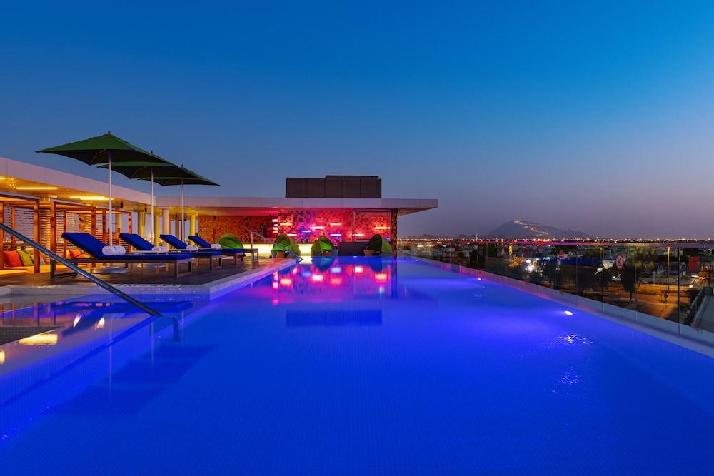 فندق ألوفت العين - Rooftop Pool