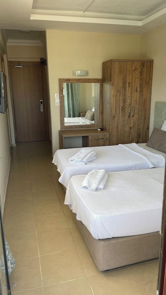 Samoy Hotel - Room