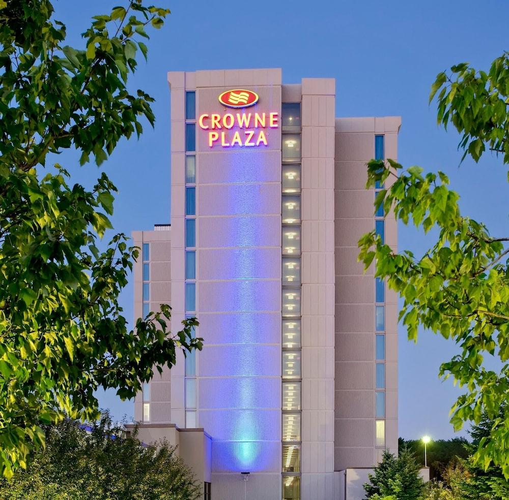 فندق ومركز مؤتمرات كراون بلازا شيكاغو أوهير، أحد فنادق آي إتش جي - Featured Image